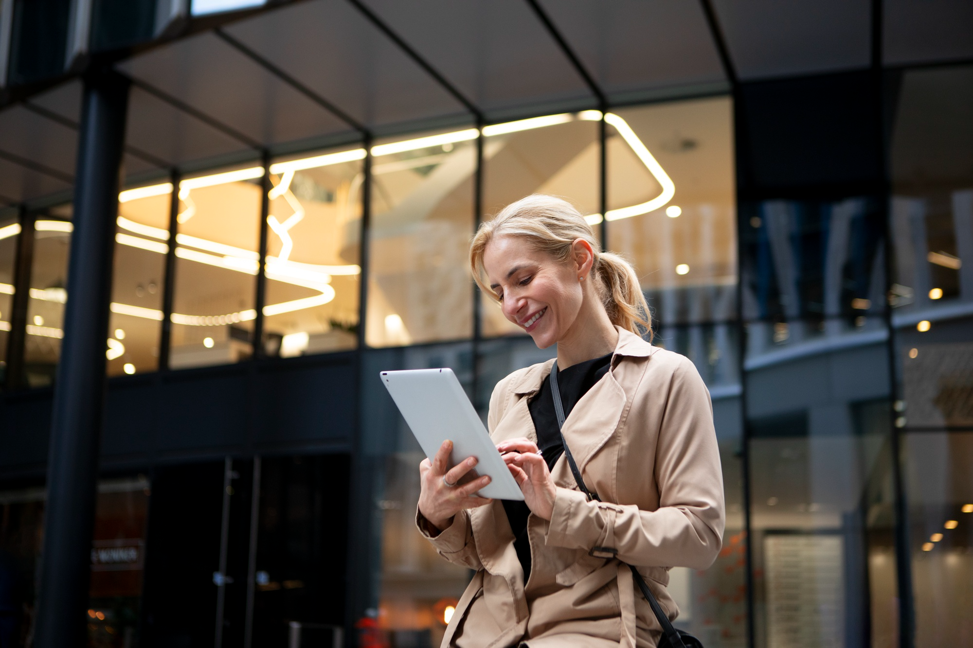 Business woman with tablet